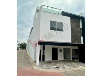 Casa · 189m² · 3 Recámaras · 2 Estacionamientos · Casa en Renta, Bosque Encantado, La Cima Zapopan, Jal.