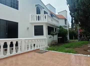 Casa · 4 Recámaras · Casa en Venta en Privada La Hacienda