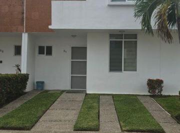 Casa en condominio · 101m² · 3 Recámaras · 2 Estacionamientos · Casa en Venta, Bucerías, Nayarit. Condominio Coral.