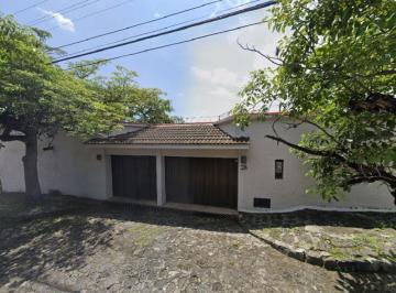 ¡¡¡Oportunidad de Inversión!!!

Adquiérelo a un COSTO POR DEBAJO de su valor com · Casa en Cuernavaca Morelos, de 1 Nivel, con 6 Recamaras y Alberca