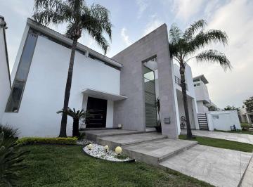 Casa de 3 habitaciones, Monterrey · Casa en Venta en Residencial y Club de Golf La Herradura, Carretera Nacional