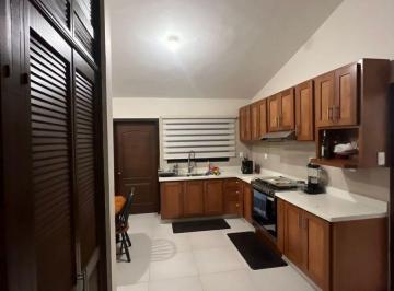 Casa de 3 habitaciones, Saltillo · Se Renta Residencia Amueblada, 1 Planta, Fracc. San Alberto, Saltillo, coah