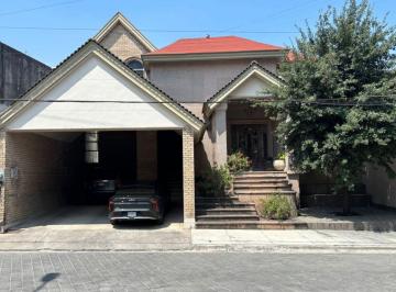 Casa de 4 habitaciones, San Pedro Garza García · Casa en Venta en San Pedro, Hacienda San Agustin