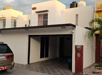Casa de 3 habitaciones, Carmen · Renta de Casa Amueblada o Sin Amueblar Fracc Palmira Ciudad del Carmen