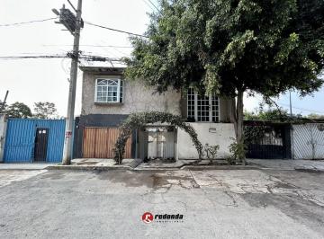 Casa · 250m² · 8 Recámaras · 5 Estacionamientos · Casa en Plan de Guadalupe