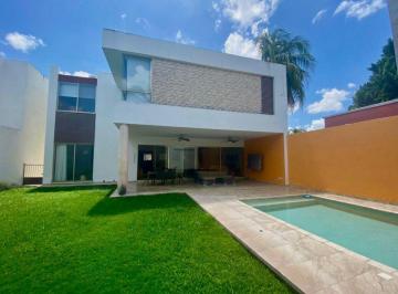Casa de 4 habitaciones, Mérida · Exclusiva Residencia Familiar en Venta en San Antonio Cucul, Mérida