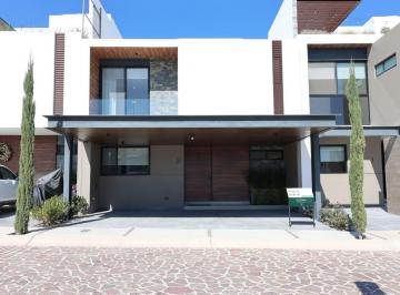 Casa en condominio de 3 habitaciones, Querétaro · Casa Nueva, 3 Recámaras en Residencial El Refugio en Venta y Renta