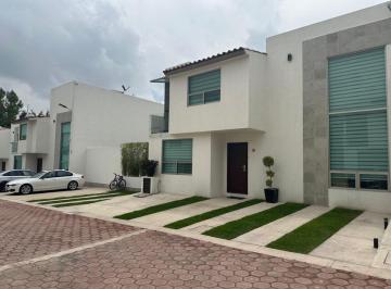 Casa de 3 habitaciones, Toluca · Preventa de Casa Nueva de Tres Recamaras y Estudio, Jardin Privado, en Cacalomacan Toluca