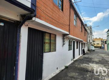 Casa · 50m² · 2 Recámaras · Casa en Venta en Arboledas Tláhuac