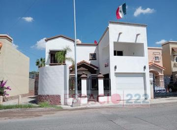 Casa de 3 habitaciones, Chihuahua · Se Vende Hermosa y Grande Casa en Fracc. San Pedro $3'200,000
