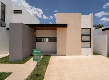 Casa · 126m² · 2 Recámaras · 2 Estacionamientos · Casa de Una Planta con Dos Habitaciones, Cholul
