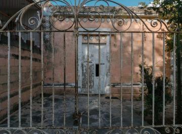 Casa · 172m² · 3 Recámaras · Casa en Venta Para Remodelar, Barrio de Santiago