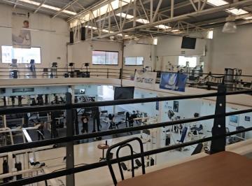 Local comercial , Saltillo · Edificio en Venta en Periférico Luis Echeverría y Nazario Ortiz