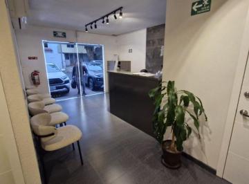 Oficina , Guadalajara · Consultorio Médico en Planta Alta en Renta Frente Al Hospital Ángeles en Monraz