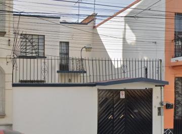 Casa de 3 habitaciones, Cuauhtémoc · Se Vende Casa en Roma Sur