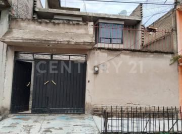 Casa · 200m² · 5 Recámaras · 2 Estacionamientos · Venta de Casa en Puerto Escondido, San Agustin Atlapulco Nezahualcoyotl Edomex.