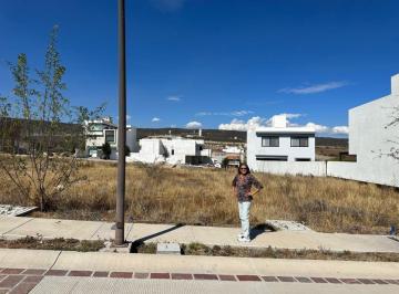Terreno / Lote , El Marqués · Venta de Terreno en El Mayorazgo El Marques Vt57