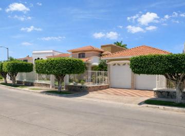 Casa 720m² Venta Fraccionamiento Lomas de Mazatlán · En Venta Increíble Casa Espaciosa con Alberca Privada de 720 m²