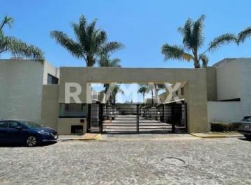 Casa · 277m² · 3 Recámaras · 2 Estacionamientos · Casa en Venta - (4)