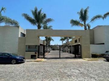 Casa · 277m² · 3 Recámaras · 2 Estacionamientos · Casa en Venta - (4)
