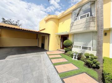 Casa en condominio en Venta de 4 habitaciones  · Residencial Árbol de La Vida Metepec