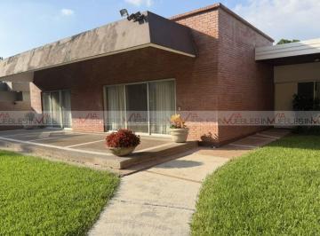 Casa · 1500m² · Casa en Venta en San Pedro Garza García