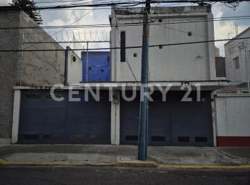 Casa · 249m² · 4 Recámaras · 2 Estacionamientos · Casa en Venta en Col. Justo Sierra, Iztapalapa, Ciudad de México