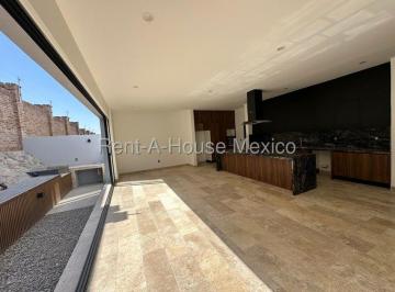 Casa de 4 habitaciones, Querétaro · Altozano Casa de 4 Recamaras y con Terraza en Venta Goh3428
