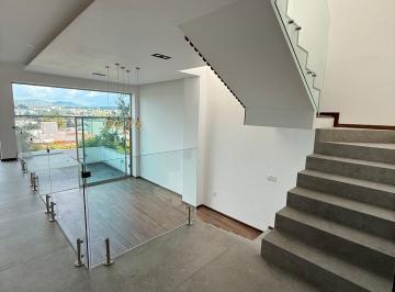 Casa de 4 habitaciones, Morelia · Casa en Venta en Altozano Morelia