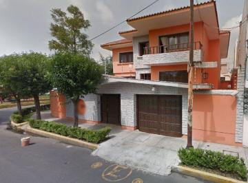 Casa Venta 352m² de 4 habitaciones · Casa en Lomas Estrella, Cerca de Escuela, Deportivo, Centro Comercial, Metro y Av Canal Nacional