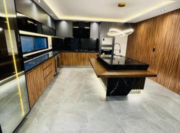 Casa en condominio de 5 habitaciones, San Andrés Cholula · Casa en Venta en Lomas de Angelópolis III
