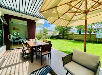 Casa de 3 habitaciones, Atizapán de Zaragoza · Venta Casa con Amplio Jardín en Puerta Andalucía, Bosque Esmeralda