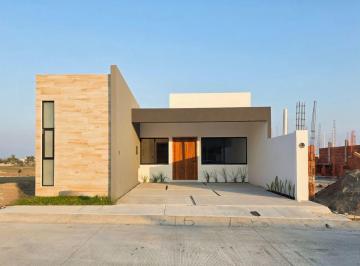 Casa de 2 habitaciones, Alvarado · Casa en Venta en Punto Lomss | de un Piso