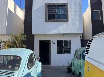 d899ae6ba3f6e91cae21b1b9685485a4de9e02fd13bcd83bb3e9986a28f74df9 · Casa con Departamento en Venta en El Lago