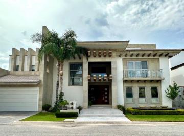 Casa de 3 habitaciones, Torreón · Hermosa Residencia en Venta a Pie de Campo de Golf Montebello