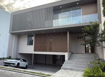 Casa en condominio de 6 habitaciones, Zapopan · Residencia Nueva en Verona, Zona Andares, 4 Recámaras
