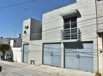 Casa de 4 habitaciones, Jiutepec · Venta de Casa Lomas de Palmira Jiutepec Morelos con Vigilancia