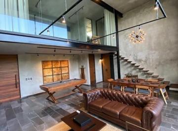 d68cb634d3171e1ab833b6efaeeb79590eafe1fd97a645f1d2512ba97180b59f · Casa en Venta Amueblada Estilo Moderno en Merida Yucatan