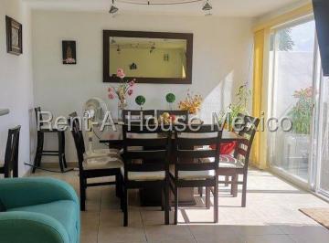 Casa de 3 habitaciones, Querétaro · Casa con Estudio y 3 Recámaras. Venta, Juriquilla