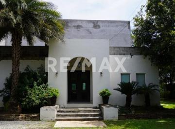 Casa · 688m² · 2 Recámaras · 3 Estacionamientos · Casa con Proyecto en Venta – Carretera Nacional, El Yerbaniz - (4)