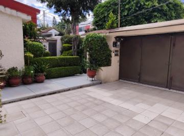Casa · 270m² · 4 Recámaras · 2 Estacionamientos · Casa en Venta - (4)