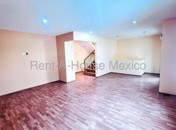 Casa de 3 habitaciones, Querétaro · Venta - Milenio III. Casa con 3 Recámaras, Cuarto de Tv, 3 Terrazas