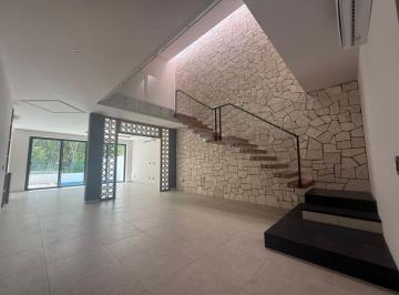 Casa de 3 habitaciones, Benito Juárez · Casa Nueva en Venta en Via Cumbres de 340 m²