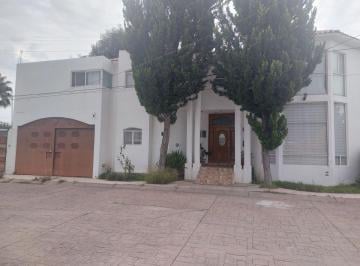Casa de 3 habitaciones, Durango · Casa de 3 Recamaras en Colinas de Saltito