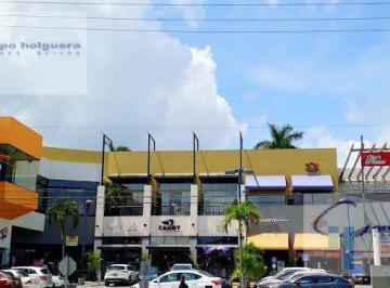Edificio · 50m² · 32 Estacionamientos · Elo - 423.2 Locales Disponibles en "Plaza Campestre" en Av Hidalgo, Tampico, Tam