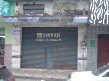 Local comercial · 105m² · 1 Estacionamiento · Local Comercial en Renta en Calle Isauro Alfaro (Antes Nissan) Zona Centro de Tampico, Tam