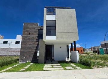 Casa · 170m² · 3 Recámaras · 2 Estacionamientos · Casa en Venta Sur de Pachuca Oro 2