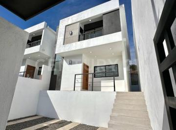 Casa · 144m² · 3 Recámaras · 2 Estacionamientos · Casa en Venta Nueva en Colonia Azteca en Ensenada, Baja California