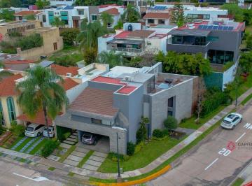 9aae1f0f08b186b469495619073aa25c0c107a9476b4e80b745e10985d617d09 · Casa de Lujo en Venta Los Frailes Andares