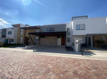 Casa 200m² Venta · Casa Mairan en Venta en Cañadas de Lago